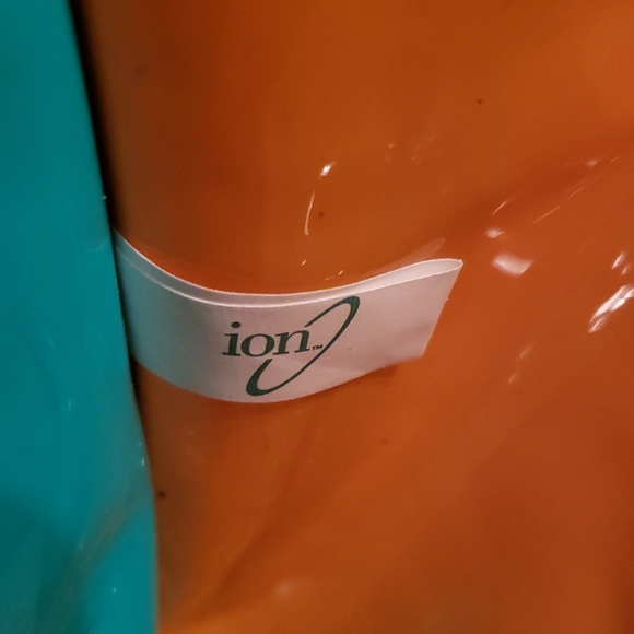 ION Tote - Picture 3 of 5